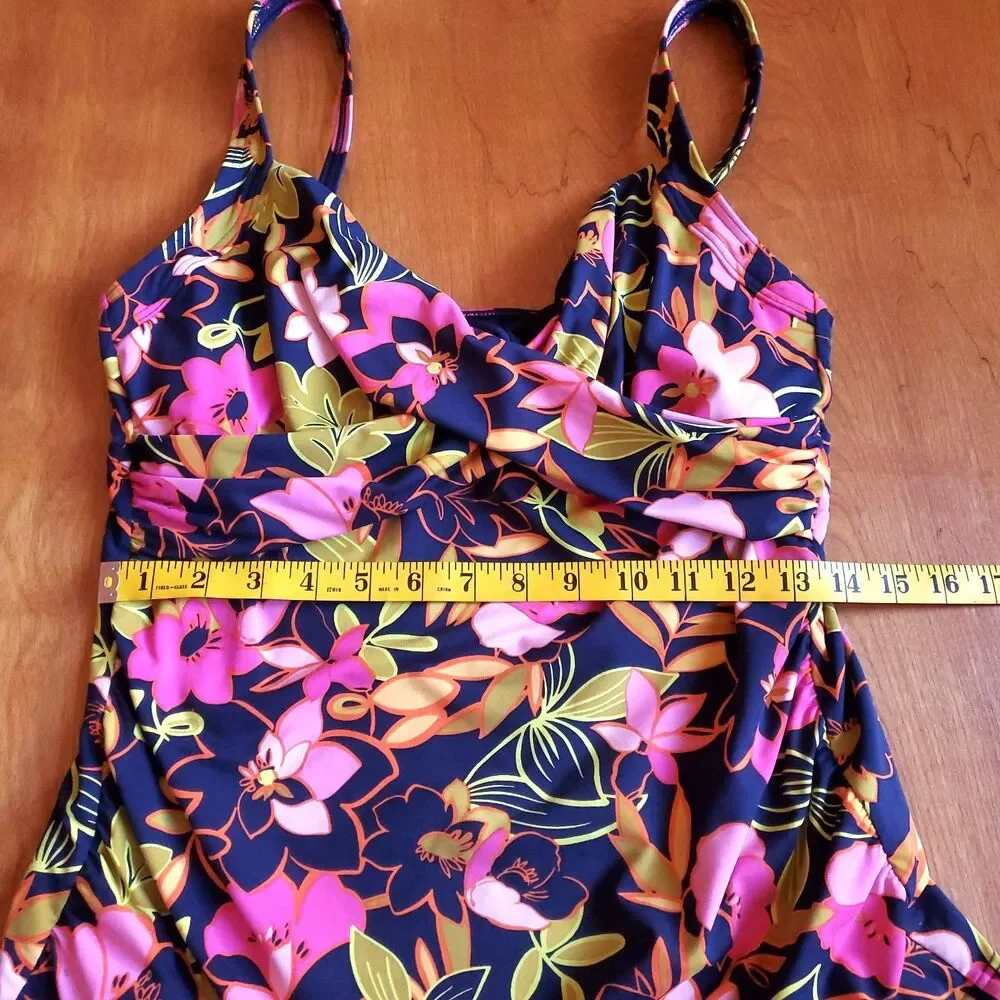 Lands End Tankini Swim Top Size 8 Deep Sea Jungle Print Blue Underwire NO PADS - Picture 9 of 11